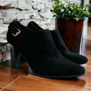 IMPO Tevis High Heel Ankle Bootie Shoes Size 6-1/2 Black Suede Buckles Zippers